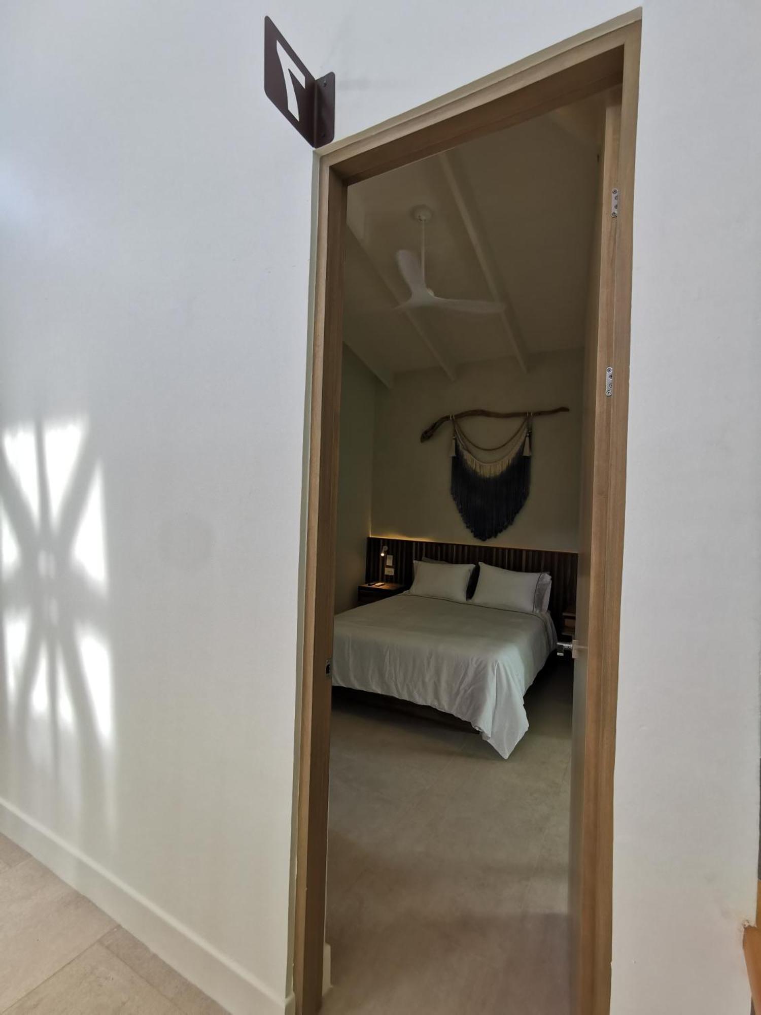 Casa Luna - Private Suites With Ocean View, Pool, Ac, Wifi Playa Santa Teresa  외부 사진