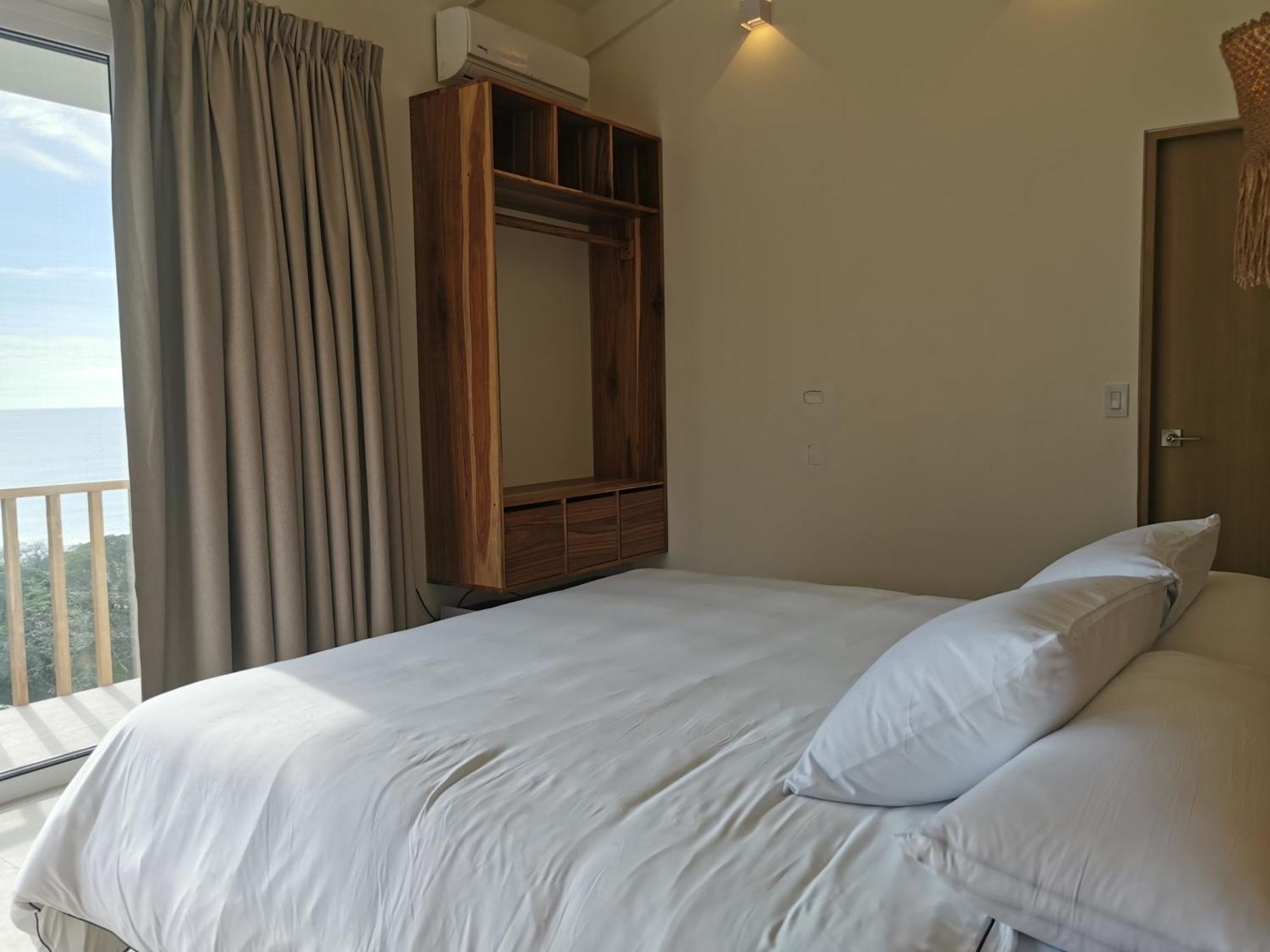 Casa Luna - Private Suites With Ocean View, Pool, Ac, Wifi Playa Santa Teresa  외부 사진